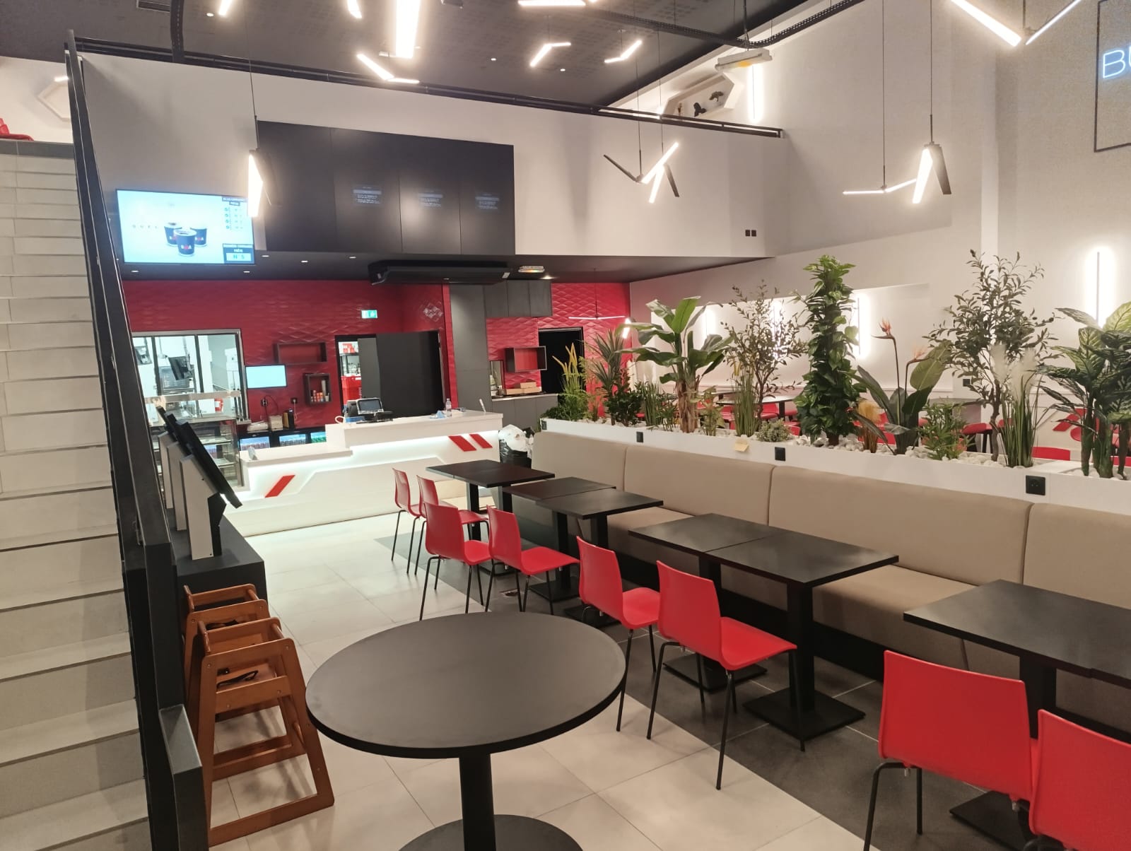 Aménagement commerce Addict Burger 1, 2025 · après 3
